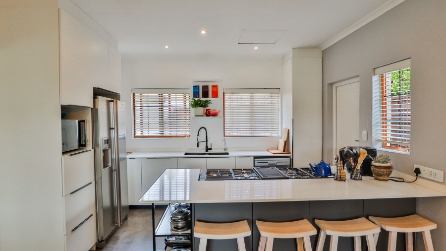 To Let 3 Bedroom Property for Rent in The Coves North West